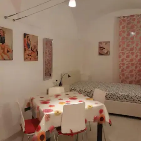 La Casa Dei Tre Fiori 圣雷默